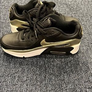 Brand new NIKE Air Max 90 EXCEE